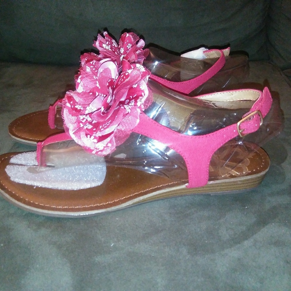 Women sandals